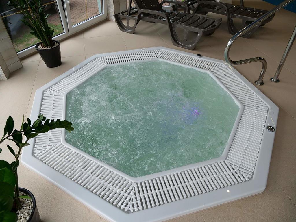 Pensjonat Spa U Tomasza Niechorze Exterior photo